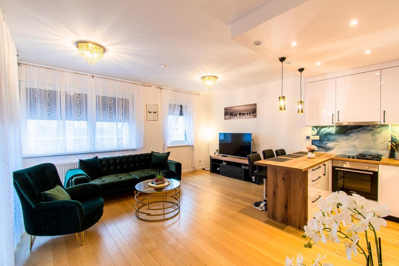 Flexible Selfcheckins 38 - Zagreb - Garage - Loggia - New - Luxury - Apartment ภายนอก รูปภาพ